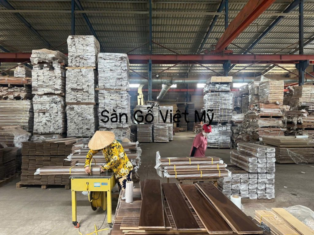 NHÀ MÁY SÀN GỖ VIỆT MỸ